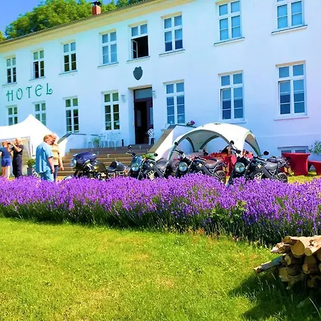 Apartment Ostsee-gutshaus Am Salzhaff Pepelow Naehe Rerik- Am Residieren!