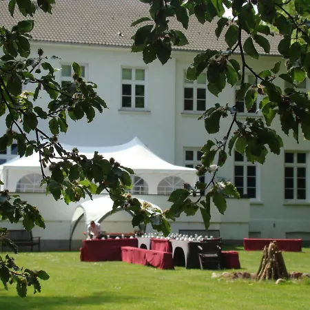 Apartment Ostsee-gutshaus Am Salzhaff Pepelow Naehe Rerik- Am Residieren! *